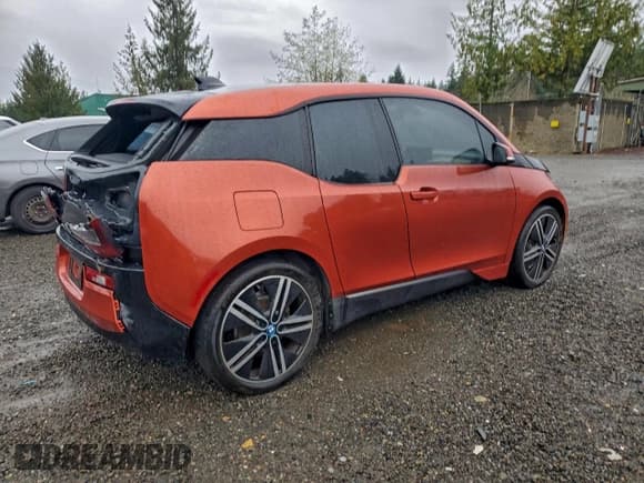 ✅ 2014 BMW i3 • VIN: WBY1Z2C53EV285007 • Лот: 94774835. Опубликован ранее на Copart с пробегом 45 946 миль. Бесплатный доступ к архиву аукционных продаж из США и подробный отчёт об истории автомобиля на DreamBid. Изображение 3.