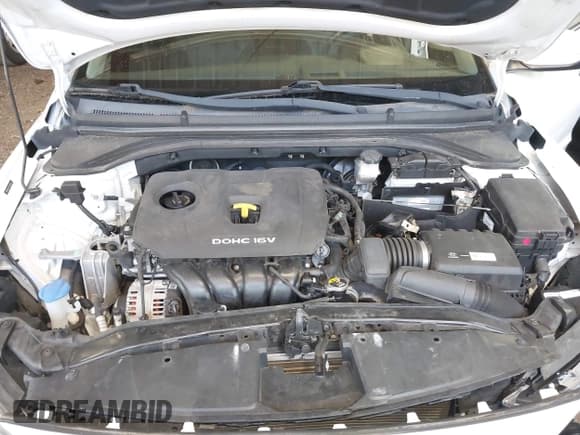 ✅ 2017 Hyundai Elantra SE • VIN: 5NPD84LF1HH129350 • Lot: 42893854. Listed on IAAI with 77,740 mi. Free auction sales archive from the USA and detailed vehicle history report at DreamBid. Image 10.