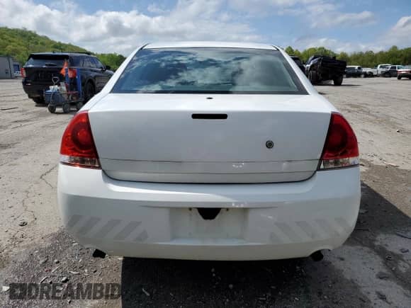2012 Chevrolet Impala Police Police с VIN 2G1WD5E38C1159770, выставлен на аукционе Copart как лот 55754865 с пробегом 182 397 миль миль и Списание • Salvage title. История ставок и продаж доступна на DreamBid. Изображение 6.