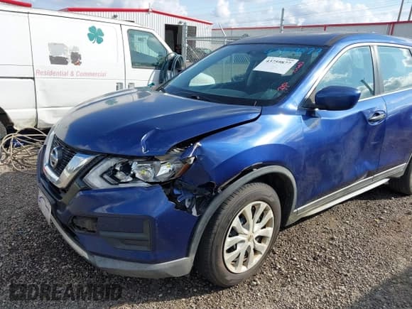 ✅ 2017 Nissan Rogue S • VIN: KNMAT2MT3HP564580 • Lot: 43759877. Listed on IAAI with 204,281 mi. Free auction sales archive from the USA and detailed vehicle history report at DreamBid. Image 6.