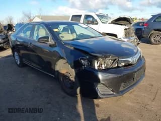 ✅ 2012 Toyota Camry L • VIN: 4T1BF1FK8CU102032 • Лот: 43689608. Опубликован ранее на IAAI с пробегом 203 086 миль. Бесплатный доступ к архиву аукционных продаж из США и подробный отчёт об истории автомобиля на DreamBid. Изображение 1.