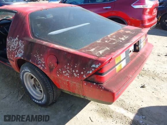 ✅ 1987 Chevrolet Camaro • VIN: 1G1FP21H3HL150550 • Lot: 43619200. Listed on IAAI with 45,180 mi. Free auction sales archive from the USA and detailed vehicle history report at DreamBid. Image 6.