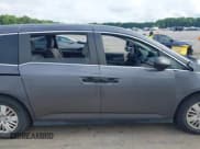 ✅ 2015 Honda Odyssey LX • VIN: 5FNRL5H26FB032334 • Lot: 42722152. Listed on IAAI with 117,539 mi. Free auction sales archive from the USA and detailed vehicle history report at DreamBid. Image 14.