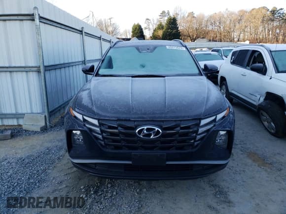 ✅ 2022 Hyundai Tucson SEL Convenience • VIN: KM8JFCA1XNU048712 • Lot: 38075623. Wystawiony na Copart z przebiegiem 19 437 mil. Bezpłatny archiwum sprzedaży aukcyjnych z USA i szczegółowy raport historii pojazdu na DreamBid. Zdjęcie 5.