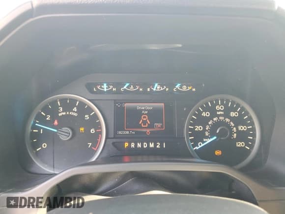 ✅ 2015 Ford F-150 XL • VIN: 1FTEW1CF7FKD77206 • Lot: 62746135. Wystawiony na Copart z przebiegiem 82 338 mil. Bezpłatny archiwum sprzedaży aukcyjnych z USA i szczegółowy raport historii pojazdu na DreamBid. Zdjęcie 9.