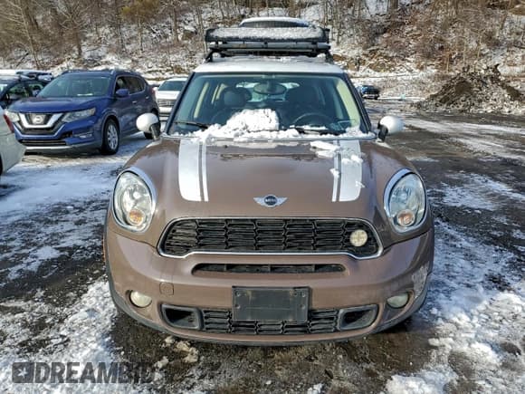 ✅ 2012 MINI Countryman S • VIN: WMWZC3C53CWL81042 • Lot: 95355005. Wystawiony na Copart z przebiegiem 135 325 mil. Bezpłatny archiwum sprzedaży aukcyjnych z USA i szczegółowy raport historii pojazdu na DreamBid. Zdjęcie 5.