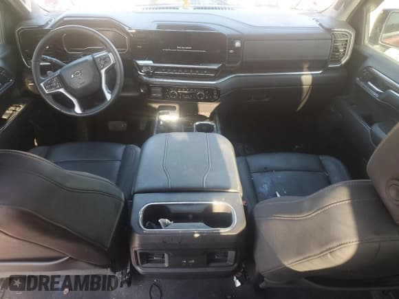 ✅ 2023 Chevrolet Silverado 1500 LT Trail Boss • VIN: 3GCUDFE88PG212447 • Lot: 52558855. Wystawiony na Copart z przebiegiem 65 932 mil. Bezpłatny archiwum sprzedaży aukcyjnych z USA i szczegółowy raport historii pojazdu na DreamBid. Zdjęcie 8.