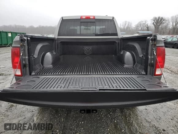 ✅ 2009 Dodge 1500 SLT • VIN: 1D3HB18P89S782139 • Lot: 45051415. Wystawiony na Copart z przebiegiem 196 596 mil. Bezpłatny archiwum sprzedaży aukcyjnych z USA i szczegółowy raport historii pojazdu na DreamBid. Zdjęcie 6.