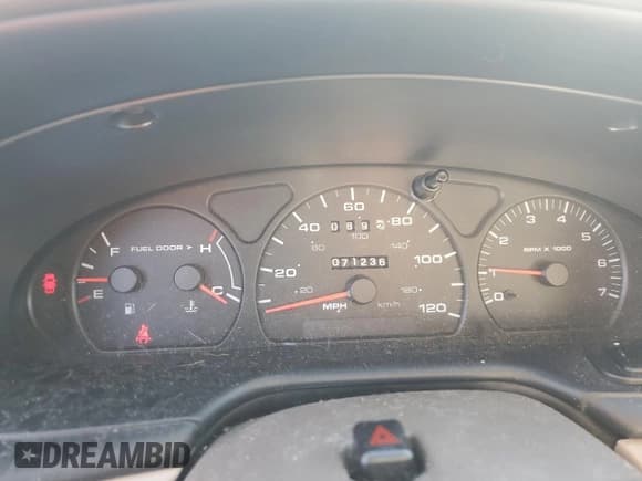 ✅ 2001 Mercury Sable LS Premium • VIN: 1MEHM59S71G644207 • Lot: 84601144. Listed on Copart with 71,236 mi. Free auction sales archive from the USA and detailed vehicle history report at DreamBid. Image 9.