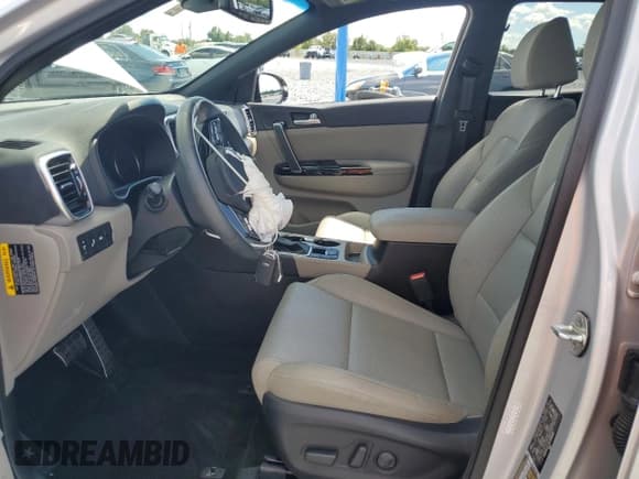 ✅ 2022 Kia Sportage Nightfall • VIN: KNDP63AC7N7948305 • Лот: 81615585. Опубликован ранее на Copart с пробегом 34 303 миль. Бесплатный доступ к архиву аукционных продаж из США и подробный отчёт об истории автомобиля на DreamBid. Изображение 7.