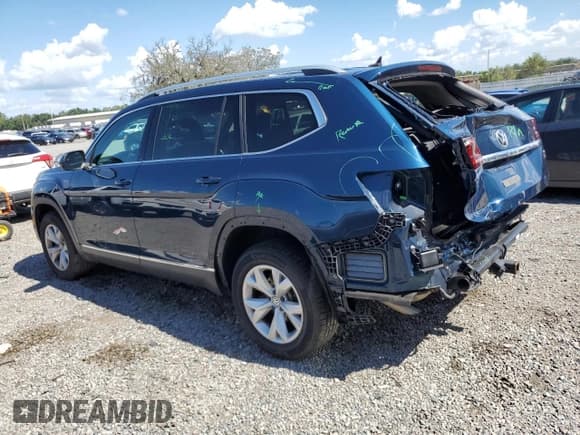 ✅ 2018 Volkswagen Atlas SEL Premium • VIN: 1V2NR2CA6JC577688 • Lot: 60800465. Listed on Copart with 82,841 mi. Free auction sales archive from the USA and detailed vehicle history report at DreamBid. Image 2.