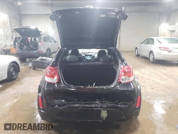 ✅ 2013 Hyundai Veloster RE:MIX • VIN: KMHTC6AD0DU178185 • Лот: 47559025. Размещён на Copart с пробегом 134 754 миль миль. Получите бесплатный доступ к архиву аукционных продаж из США и посмотрите подробный отчёт об истории автомобиля на DreamBid. Изображение 6.