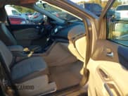 ✅ 2014 Ford Escape SE • VIN: 1FMCU0GXXEUA78253 • Lot: 43617105. Wystawiony na IAAI z przebiegiem 139 858 mil. Bezpłatny archiwum sprzedaży aukcyjnych z USA i szczegółowy raport historii pojazdu na DreamBid. Zdjęcie 5.