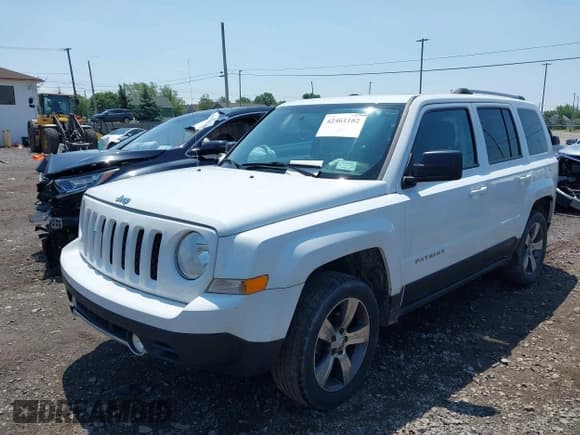 ✅ 2017 Jeep Patriot 75th Anniversary • VIN: 1C4NJRAB3HD188413 • Lot: 42461102. Wystawiony na IAAI z przebiegiem 118 284 mil. Bezpłatny archiwum sprzedaży aukcyjnych z USA i szczegółowy raport historii pojazdu na DreamBid. Zdjęcie 2.