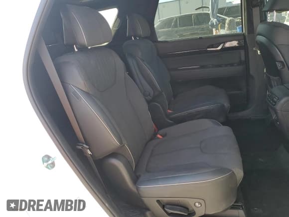 ✅ 2024 Hyundai Palisade Calligraphy • VIN: KM8R7DGE6RU800170 • Лот: 77615614. Опубликован ранее на Copart с пробегом 7 561 миль. Бесплатный доступ к архиву аукционных продаж из США и подробный отчёт об истории автомобиля на DreamBid. Изображение 11.