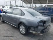 ✅ 2012 Volkswagen Passat S • VIN: 1VWAP7A3XCC096172 • Lot: 42283468. Wystawiony na IAAI z przebiegiem 131 968 mil. Bezpłatny archiwum sprzedaży aukcyjnych z USA i szczegółowy raport historii pojazdu na DreamBid. Zdjęcie 3.