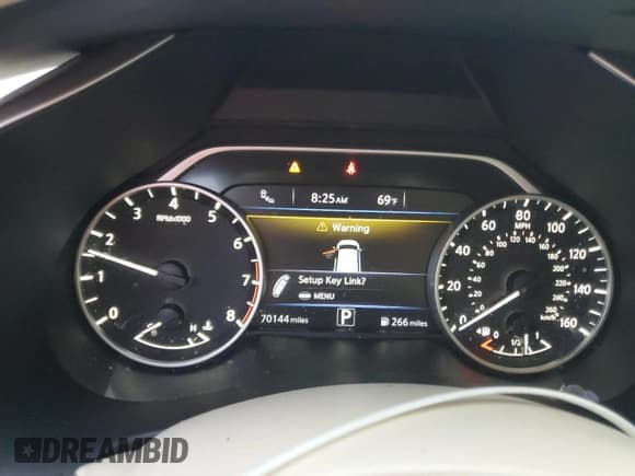 ✅ 2018 Nissan Murano S • VIN: 5N1AZ2MG5JN203446 • Lot: 84018235. Wystawiony na Copart z przebiegiem 70 144 mil. Bezpłatny archiwum sprzedaży aukcyjnych z USA i szczegółowy raport historii pojazdu na DreamBid. Zdjęcie 9.