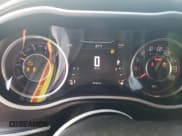 ✅ 2015 Dodge Challenger R/T Scat Pack • VIN: 2C3CDZFJ3FH877810 • Lot: 42813044. Wystawiony na Copart z przebiegiem 72 143 mil. Bezpłatny archiwum sprzedaży aukcyjnych z USA i szczegółowy raport historii pojazdu na DreamBid. Zdjęcie 9.