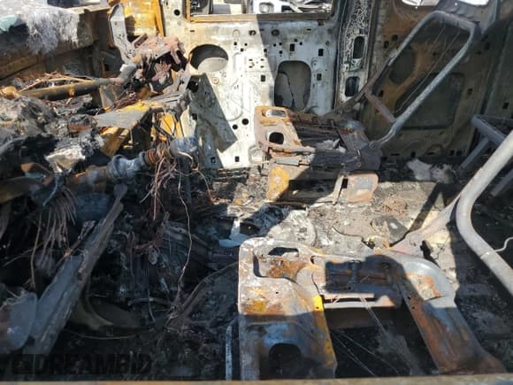 ✅ 1999 Ford Econoline Cargo • VIN: 1FTNS24L7XHC16861 • Лот: 66862405. Опубликован ранее на Copart с пробегом Не указан. Бесплатный доступ к архиву аукционных продаж из США и подробный отчёт об истории автомобиля на DreamBid. Изображение 7.