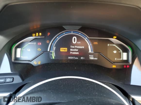 ✅ 2020 Honda Clarity Touring • VIN: JHMZC5F37LC002648 • Lot: 92726505. Wystawiony na Copart z przebiegiem 43 317 mil. Bezpłatny archiwum sprzedaży aukcyjnych z USA i szczegółowy raport historii pojazdu na DreamBid. Zdjęcie 9.