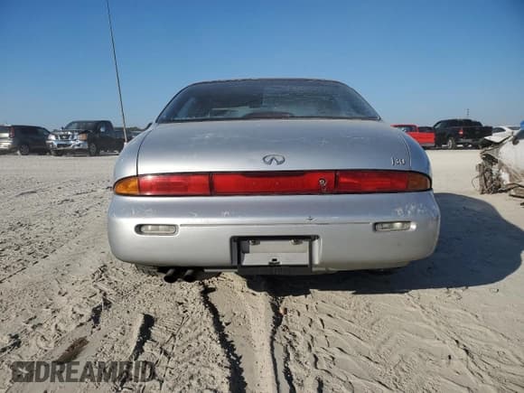 ✅ 1994 Infiniti J30 Personal Luxury • VIN: JNKAY21D6RM113997 • Лот: 82273944. Опубликован ранее на Copart с пробегом 136 089 миль. Бесплатный доступ к архиву аукционных продаж из США и подробный отчёт об истории автомобиля на DreamBid. Изображение 6.