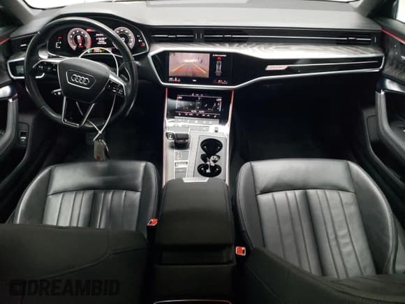 ✅ 2024 Audi A6 Premium Plus • VIN: WAUE3BF23RN024338 • Lot: 90124575. Wystawiony na Copart z przebiegiem 35 956 mil. Bezpłatny archiwum sprzedaży aukcyjnych z USA i szczegółowy raport historii pojazdu na DreamBid. Zdjęcie 8.