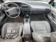 ✅ 1992 Ford Taurus • VIN: 1FACP57U0NA163978 • Lot: 92873075. Wystawiony na Copart z przebiegiem 17 125 mil. Bezpłatny archiwum sprzedaży aukcyjnych z USA i szczegółowy raport historii pojazdu na DreamBid. Zdjęcie 8.