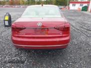 ✅ 2018 Volkswagen Passat SE • VIN: 1VWBA7A33JC038472 • Лот: 43391690. Опубликован ранее на IAAI с пробегом 122 000 миль. Бесплатный доступ к архиву аукционных продаж из США и подробный отчёт об истории автомобиля на DreamBid. Изображение 16.