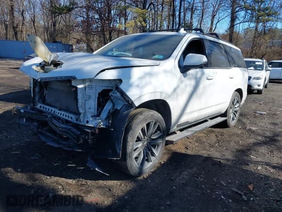 ✅ 2021 Cadillac Escalade Sport • VIN: 1GYS4FKL9MR282951 • Lot: 41492002. Wystawiony na IAAI z przebiegiem 73 861 mil. Bezpłatny archiwum sprzedaży aukcyjnych z USA i szczegółowy raport historii pojazdu na DreamBid. Zdjęcie 16.