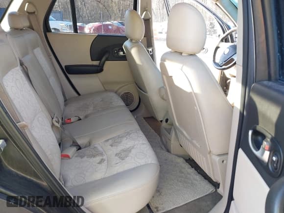 ✅ 2004 Saturn VUE V6 • VIN: 5GZCZ63424S863234 • Lot: 41815706. Wystawiony na IAAI z przebiegiem 145 241 mil. Bezpłatny archiwum sprzedaży aukcyjnych z USA i szczegółowy raport historii pojazdu na DreamBid. Zdjęcie 8.