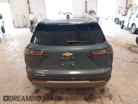 ✅ 2025 Chevrolet Equinox FWD LT • VIN: 3GNAXHEGXSL129056 • Lot: 42425289. Wystawiony na IAAI z przebiegiem 1 658 mil. Bezpłatny archiwum sprzedaży aukcyjnych z USA i szczegółowy raport historii pojazdu na DreamBid. Zdjęcie 16.