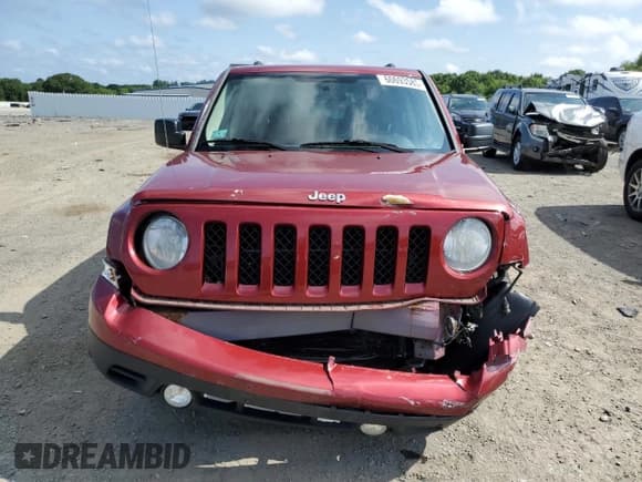 ✅ 2014 Jeep Patriot Latitude • VIN: 1C4NJRFB3ED626089 • Lot: 60693585. Listed on Copart with 196,852 mi. Free auction sales archive from the USA and detailed vehicle history report at DreamBid. Image 5.