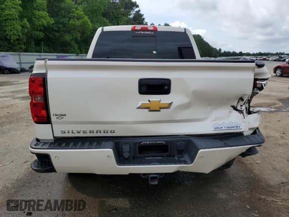 ✅ 2014 Chevrolet Silverado 1500 High Country • VIN: 3GCUKTEJXEG449980 • Лот: 54612055. Опубликован ранее на Copart с пробегом 115 839 миль. Бесплатный доступ к архиву аукционных продаж из США и подробный отчёт об истории автомобиля на DreamBid. Изображение 6.