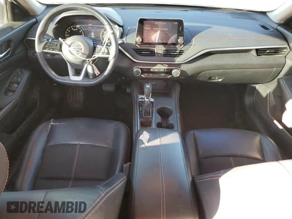 ✅ 2020 Nissan Altima SR • VIN: 1N4BL4CV8LC144497 • Лот: 90373385. Опубликован ранее на Copart с пробегом 144 570 миль. Бесплатный доступ к архиву аукционных продаж из США и подробный отчёт об истории автомобиля на DreamBid. Изображение 8.