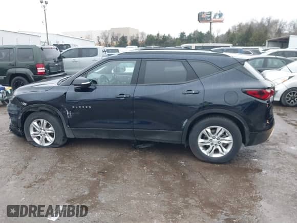 ✅ 2021 Chevrolet Blazer LT • VIN: 3GNKBBRA4MS519083 • Лот: 41153271. Размещён на IAAI с пробегом 53 163 миль миль. Получите бесплатный доступ к архиву аукционных продаж из США и посмотрите подробный отчёт об истории автомобиля на DreamBid. Изображение 14.