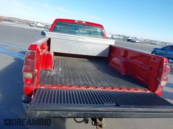 ✅ 2003 Chevrolet Silverado 1500 LS • VIN: 1GCEC14XX3Z323448 • Lot: 43651593. Listed on IAAI with 280,460 mi. Free auction sales archive from the USA and detailed vehicle history report at DreamBid. Image 8.