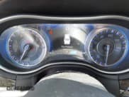 ✅ 2015 Chrysler 300 C • VIN: 2C3CCAEG4FH842008 • Lot: 43070434. Wystawiony na IAAI z przebiegiem 108 365 mil. Bezpłatny archiwum sprzedaży aukcyjnych z USA i szczegółowy raport historii pojazdu na DreamBid. Zdjęcie 7.