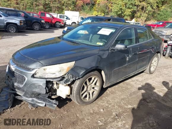 2014 Chevrolet Malibu LT with VIN 1G11C5SLXEF300724, listed as a IAAI auction lot 43407219 with 136,592 mi miles and . Bid and sale history available at DreamBid. Image 2.