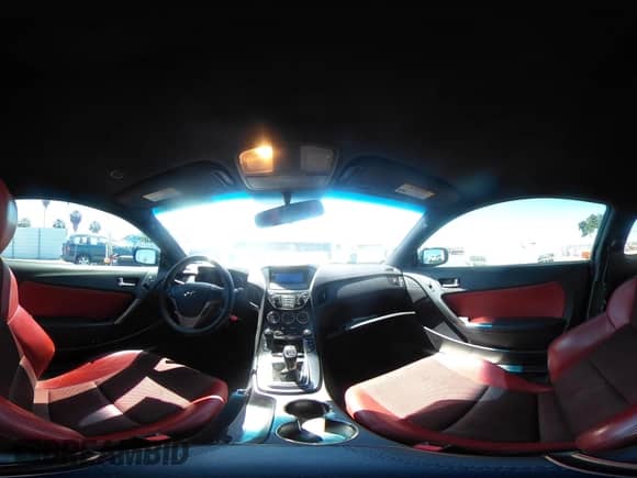 2013 Hyundai Genesis Coupe Track с VIN KMHHU6KJ6DU089065, выставлен на аукционе IAAI как лот 42224509 с пробегом 104 918 миль миль и . История ставок и продаж доступна на DreamBid. Изображение 18.