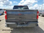 ✅ 2021 Chevrolet Silverado 1500 RST • VIN: 1GCPWDED6MZ355689 • Lot: 69518334. Wystawiony na Copart z przebiegiem 17 123 mil. Bezpłatny archiwum sprzedaży aukcyjnych z USA i szczegółowy raport historii pojazdu na DreamBid. Zdjęcie 6.