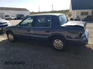 ✅ 1994 Plymouth Acclaim • VIN: 3P3AA46K8RT200674 • Lot: 76425504. Wystawiony na Copart z przebiegiem 105 874 mil. Bezpłatny archiwum sprzedaży aukcyjnych z USA i szczegółowy raport historii pojazdu na DreamBid. Zdjęcie 2.