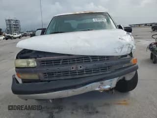 ✅ 1999 Chevrolet Silverado 1500 LS • VIN: 2GCEC19T0X1130679 • Лот: 61845284. Опубликован ранее на Copart с пробегом 244 188 миль. Бесплатный доступ к архиву аукционных продаж из США и подробный отчёт об истории автомобиля на DreamBid. Изображение 5.