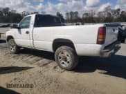 ✅ 2001 Chevrolet Silverado 2500HD • VIN: 1GCHC24181E332457 • Lot: 75826974. Wystawiony na Copart z przebiegiem Nie podano. Bezpłatny archiwum sprzedaży aukcyjnych z USA i szczegółowy raport historii pojazdu na DreamBid. Zdjęcie 2.