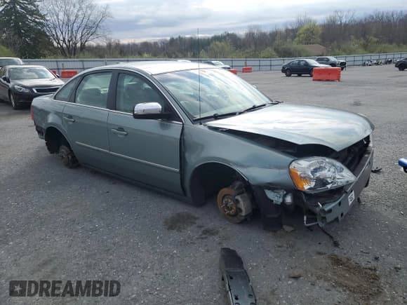 ✅ 2006 Ford Five Hundred SEL • VIN: 1FAFP24116G131870 • Lot: 53336385. Listed on Copart with Not provided. Free auction sales archive from the USA and detailed vehicle history report at DreamBid. Image 4.