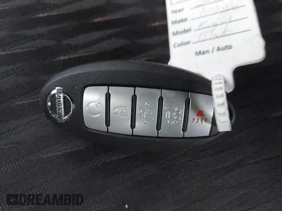 ✅ 2019 Nissan Rogue S • VIN: 5N1AT2MV6KC731493 • Лот: 43641304. Опубликован ранее на IAAI с пробегом 94 692 миль. Бесплатный доступ к архиву аукционных продаж из США и подробный отчёт об истории автомобиля на DreamBid. Изображение 11.