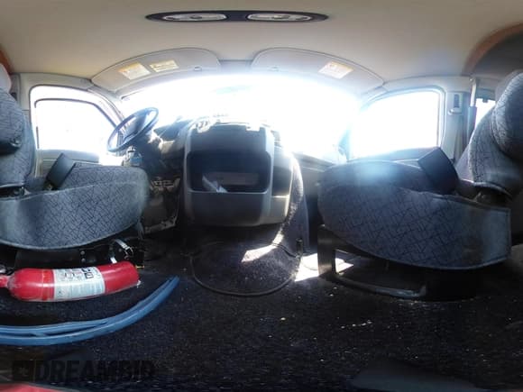 ✅ 2013 Ford Econoline Cargo Commercial • VIN: 1FTNS2EL3DDB18539 • Лот: 42622407. Опубликован ранее на IAAI с пробегом 18 566 миль. Бесплатный доступ к архиву аукционных продаж из США и подробный отчёт об истории автомобиля на DreamBid. Изображение 18.