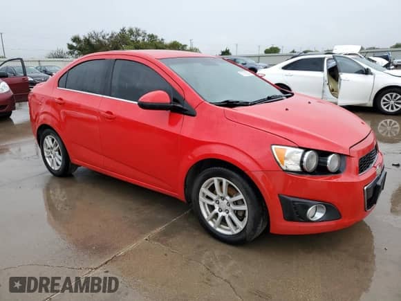 2014 Chevrolet Sonic LT с VIN 1G1JC5SH1E4225371, выставлен на аукционе Copart как лот 72790804 с пробегом 152 168 миль миль и Чистый • Clean title. История ставок и продаж доступна на DreamBid. Изображение 4.