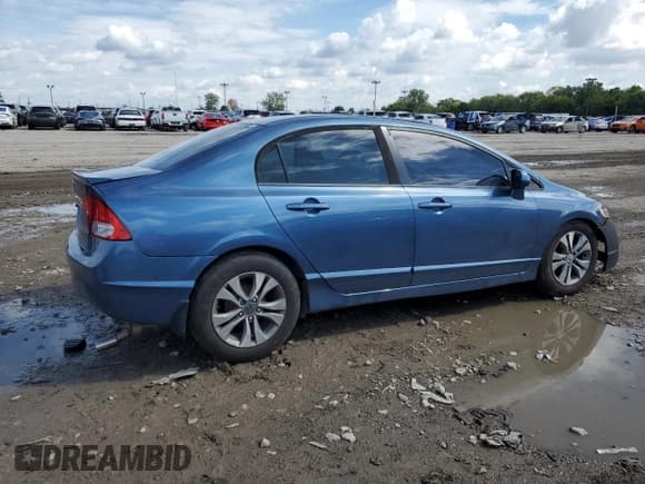 ✅ 2011 Honda Civic LX-S • VIN: 19XFA1F64BE003888 • Lot: 84035465. Wystawiony na Copart z przebiegiem 188 280 mil. Bezpłatny archiwum sprzedaży aukcyjnych z USA i szczegółowy raport historii pojazdu na DreamBid. Zdjęcie 3.