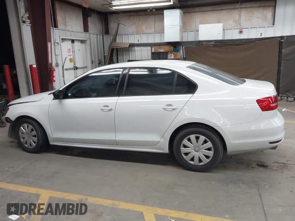 ✅ 2015 Volkswagen Jetta S • VIN: 3VW2K7AJ5FM346504 • Lot: 43835084. Listed on IAAI with 141,344 mi. Free auction sales archive from the USA and detailed vehicle history report at DreamBid. Image 14.