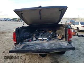 ✅ 2003 Dodge 1500 ST • VIN: 1D7HU18N13S130591 • Лот: 80316964. Опубликован ранее на Copart с пробегом Не указан. Бесплатный доступ к архиву аукционных продаж из США и подробный отчёт об истории автомобиля на DreamBid. Изображение 6.